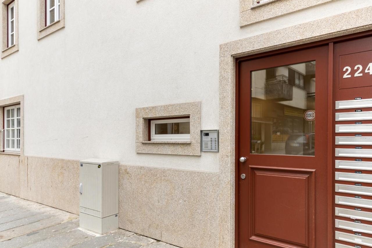 Niko Apartment By Se Apartamentos Braga Exterior photo